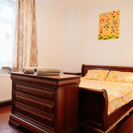 Maan Central Apartment Pet Friendly Location Брашов Екстер'єр фото