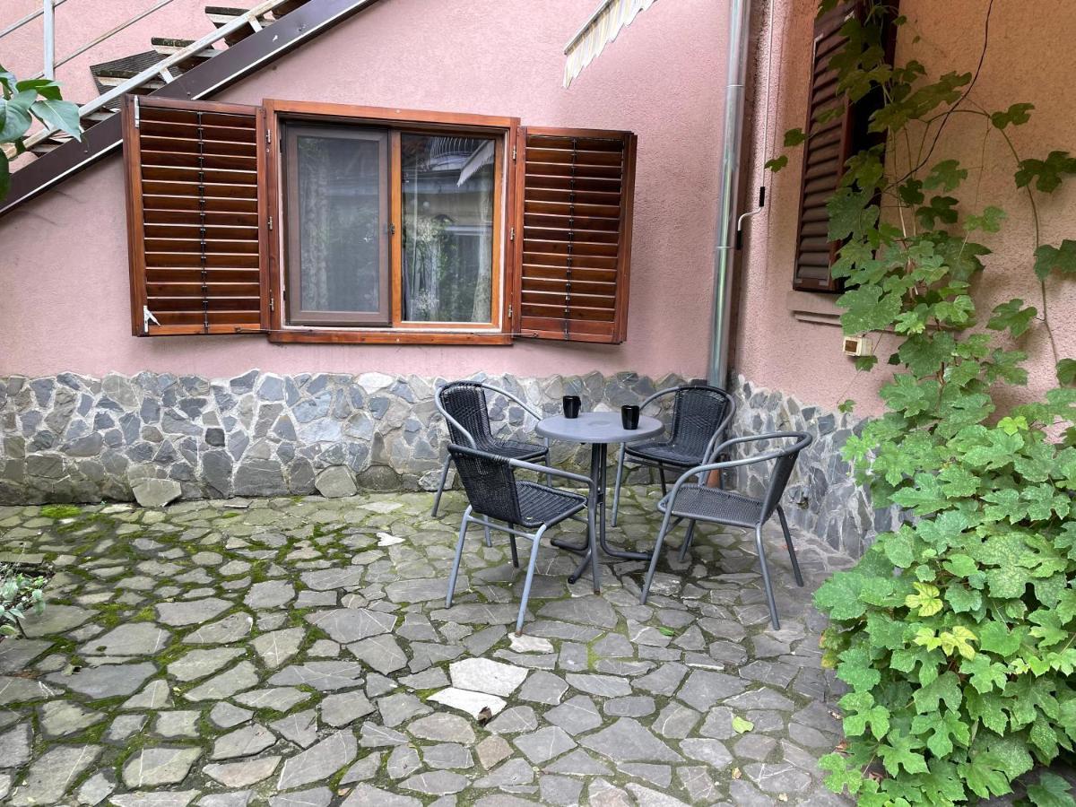 Maan Central Apartment Pet Friendly Location Брашов Екстер'єр фото